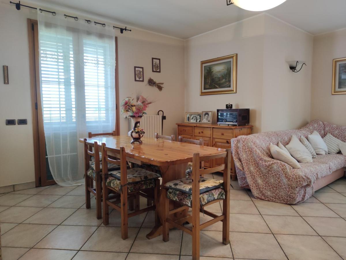 Relax In Collina A Due Passi Dal Mare Apartment Torriana Exterior foto