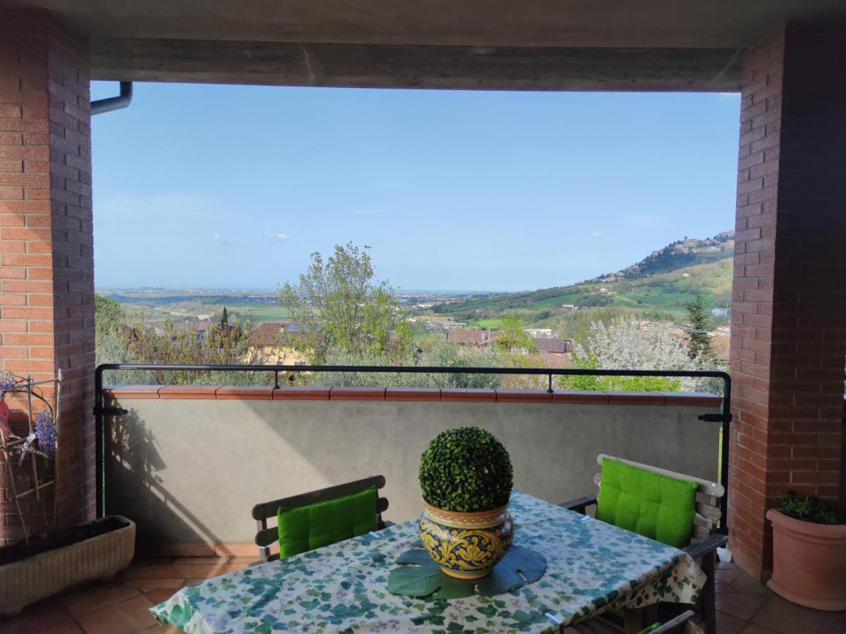 Relax In Collina A Due Passi Dal Mare Apartment Torriana Exterior foto